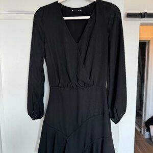 Krisa Asymmetrical Skirt Mini Dress in Black Size XS